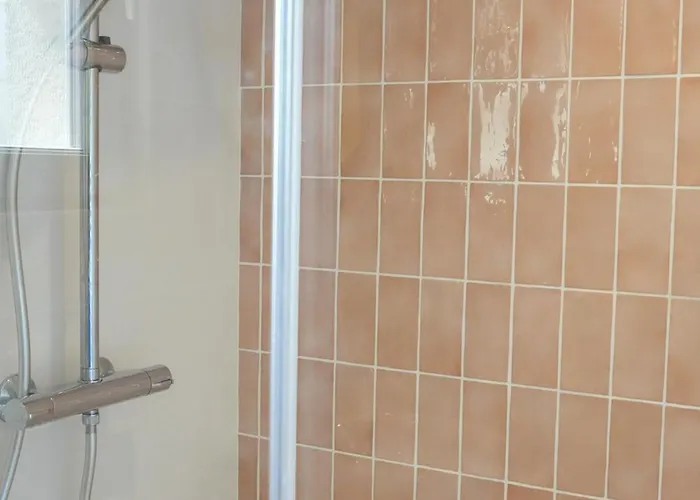 Château Vieux Clos émilion Couette-café 4*