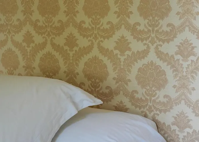 Chateau Vieux Clos Emilion 4*